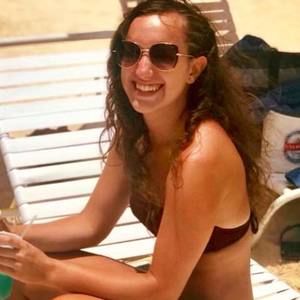 Meet your Posher, Gina